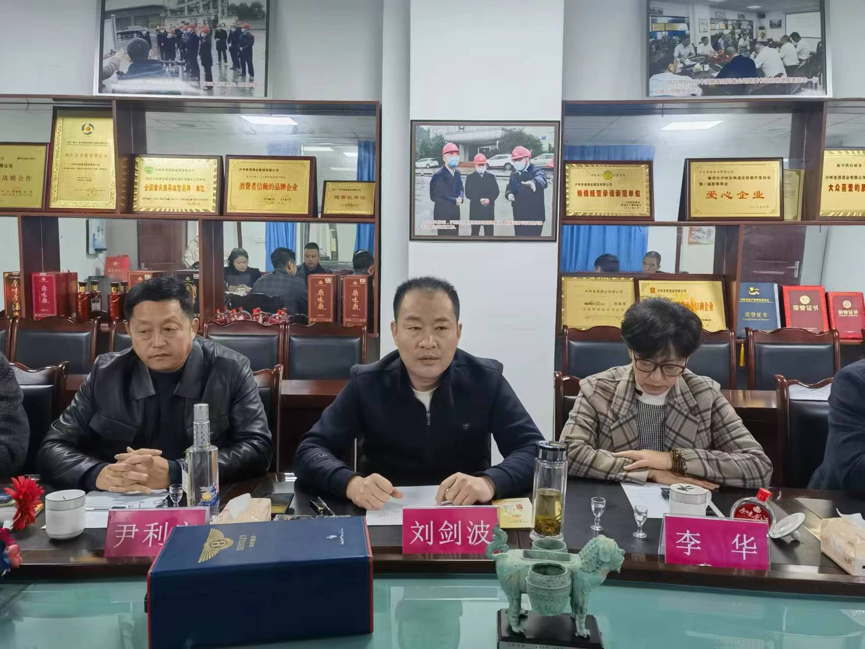 1700555705902557.jpg 1700555705902557.jpg