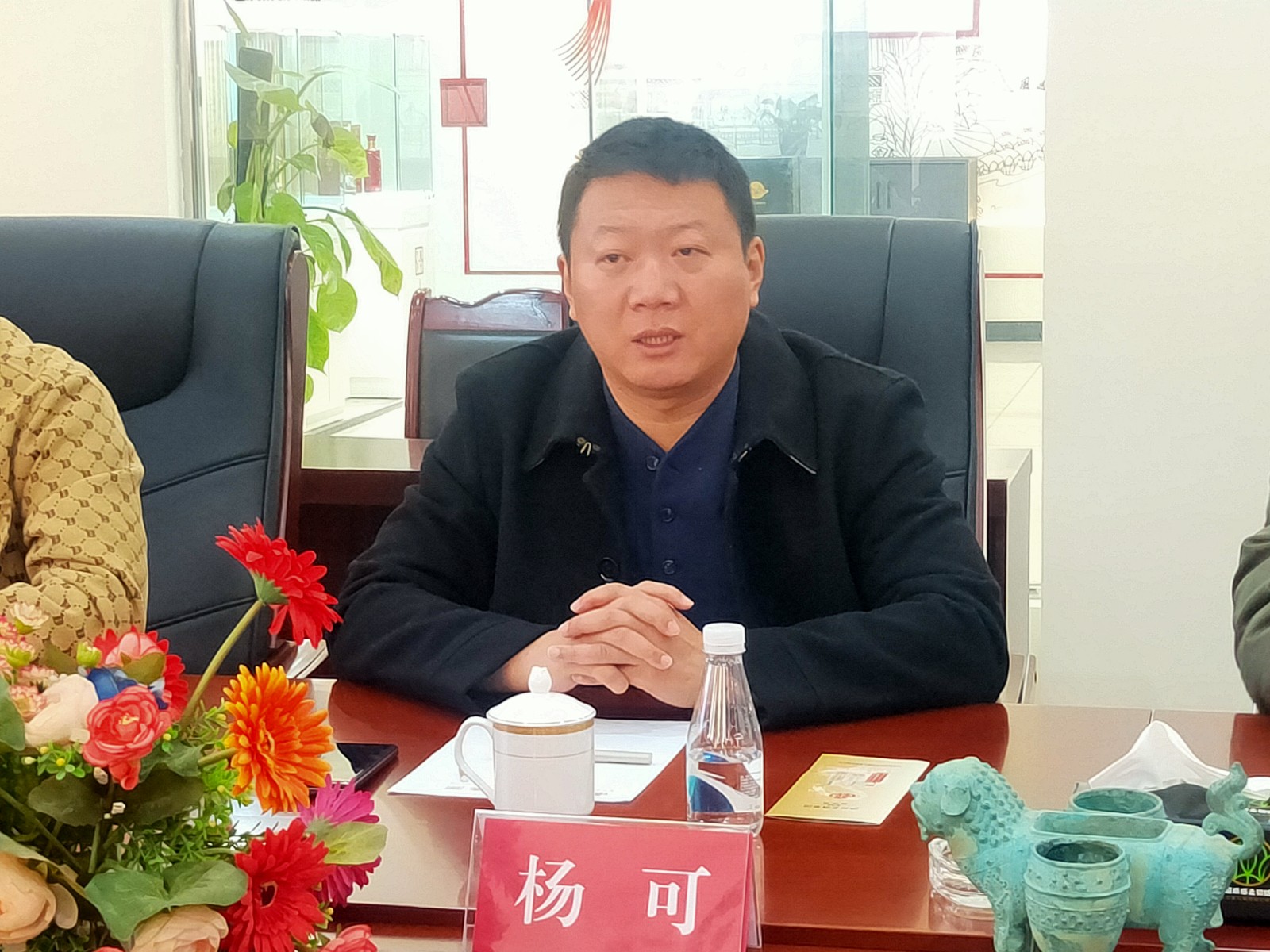 1740711125478528.jpg 1740711125478528.jpg